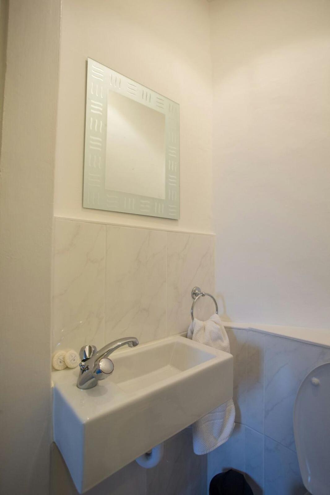 City Centre Flat Единбург Екстериор снимка